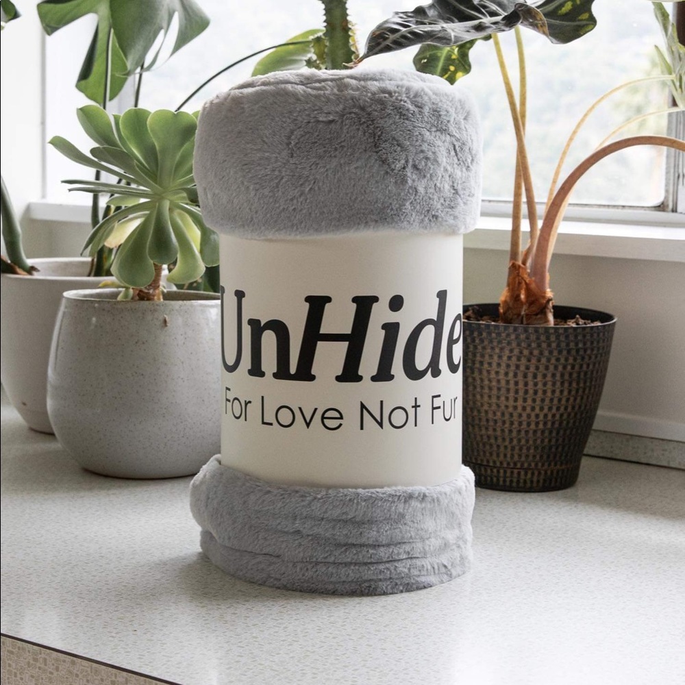 Unhide Lil’ Marsh Blanket